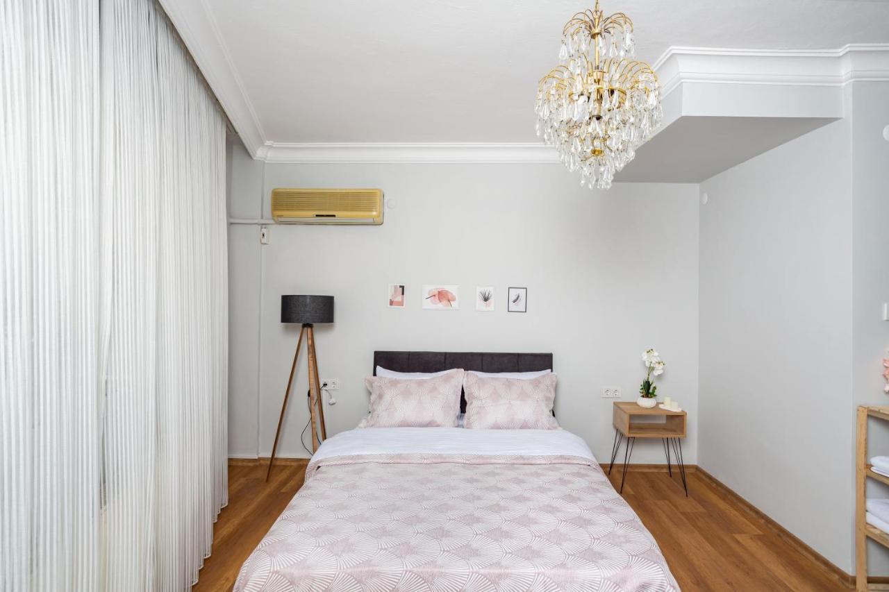 8 Rooms House Balçova 外观 照片
